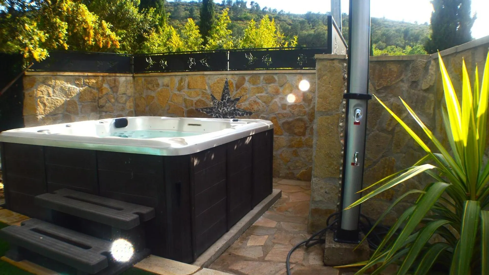 Holiday home La Rose Des Vents & Spa - Gite La Parenthese Neoules